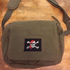 Skull messenger bag